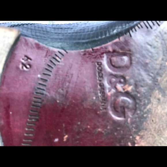 Dolce Gabbana dress shoes. - Picture 5 of 7